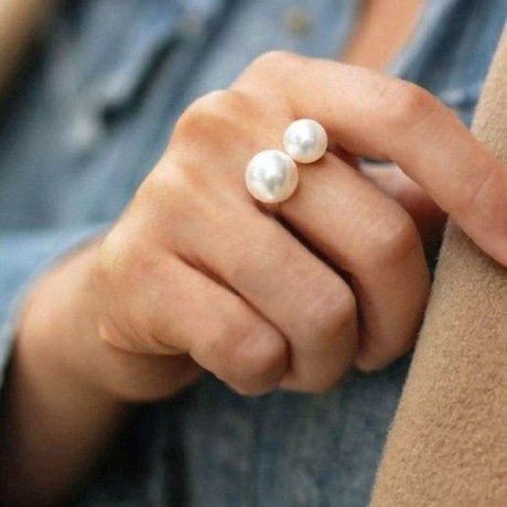 discover-the-elegance-of-the-double-pearl-ring-for-women-by-createconfidence-big-0