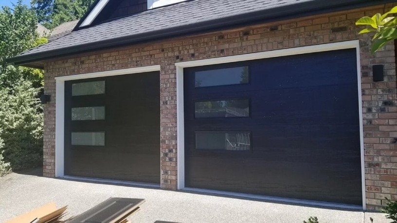 provide-amazing-garage-door-repair-in-north-vancouver-big-1