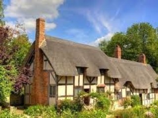London Country Tours presents Private guided tours Cotswolds with door-to-door pickups
