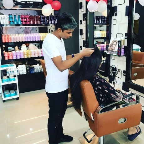 book-the-top-haircut-salon-in-dibrugarh-big-2