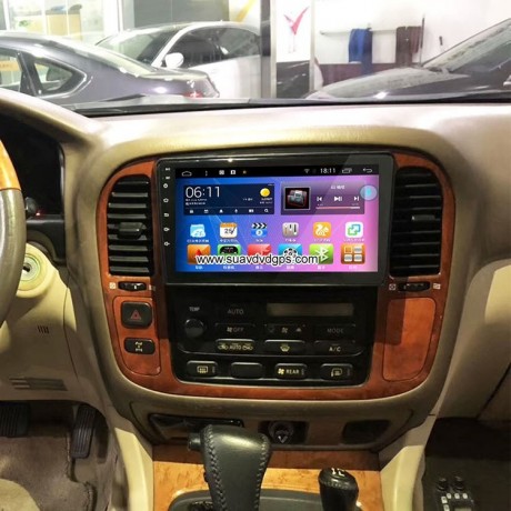 toyota-land-cruiser-android-car-player-big-1