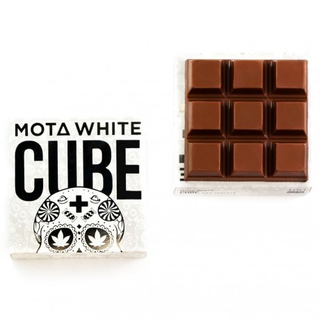 mota-white-cbd-milk-chocolate-cube-big-0