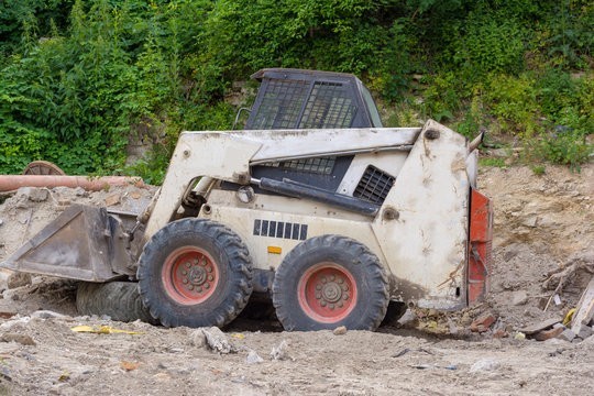 best-bob-cat-operator-training-courses-in-barberton2776-956-3077-big-0